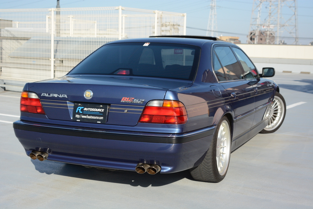 Alpina B12! V12 Engine!